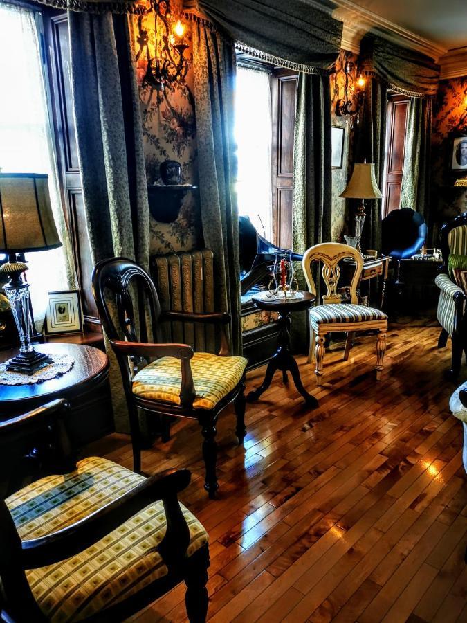 Auberge J.A Moisan Quebec City Bagian luar foto