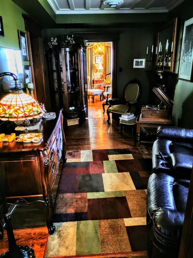 Auberge J.A Moisan Quebec City Bagian luar foto