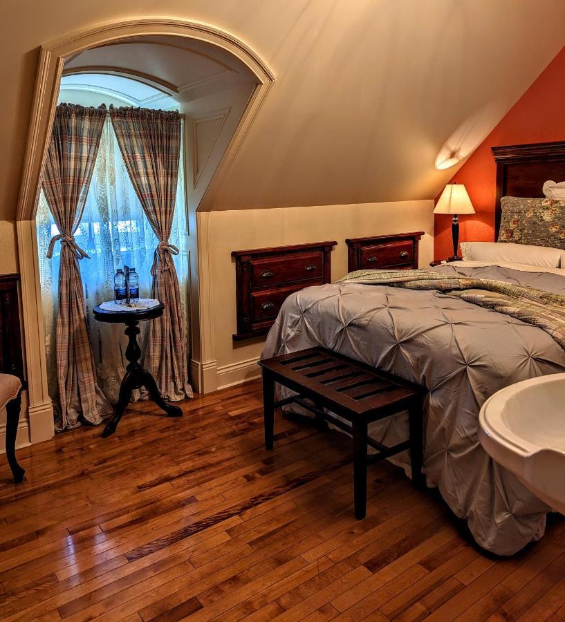 Auberge J.A Moisan Quebec City Bagian luar foto