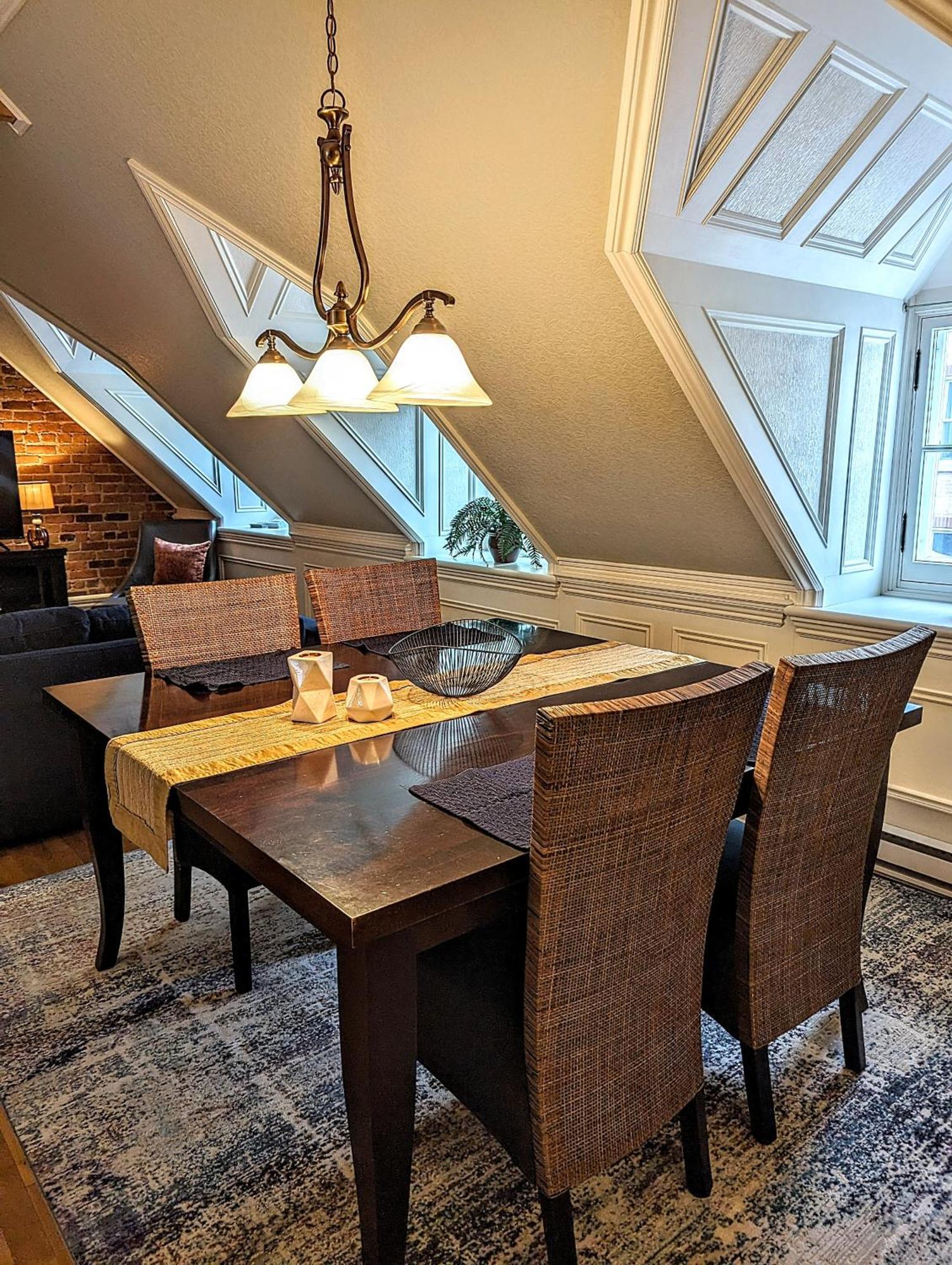 Auberge J.A Moisan Quebec City Bagian luar foto